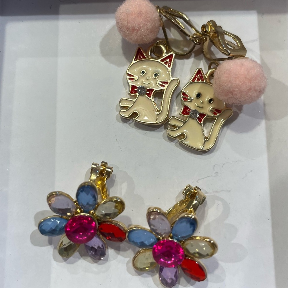Super Cute little girls clip on earrings